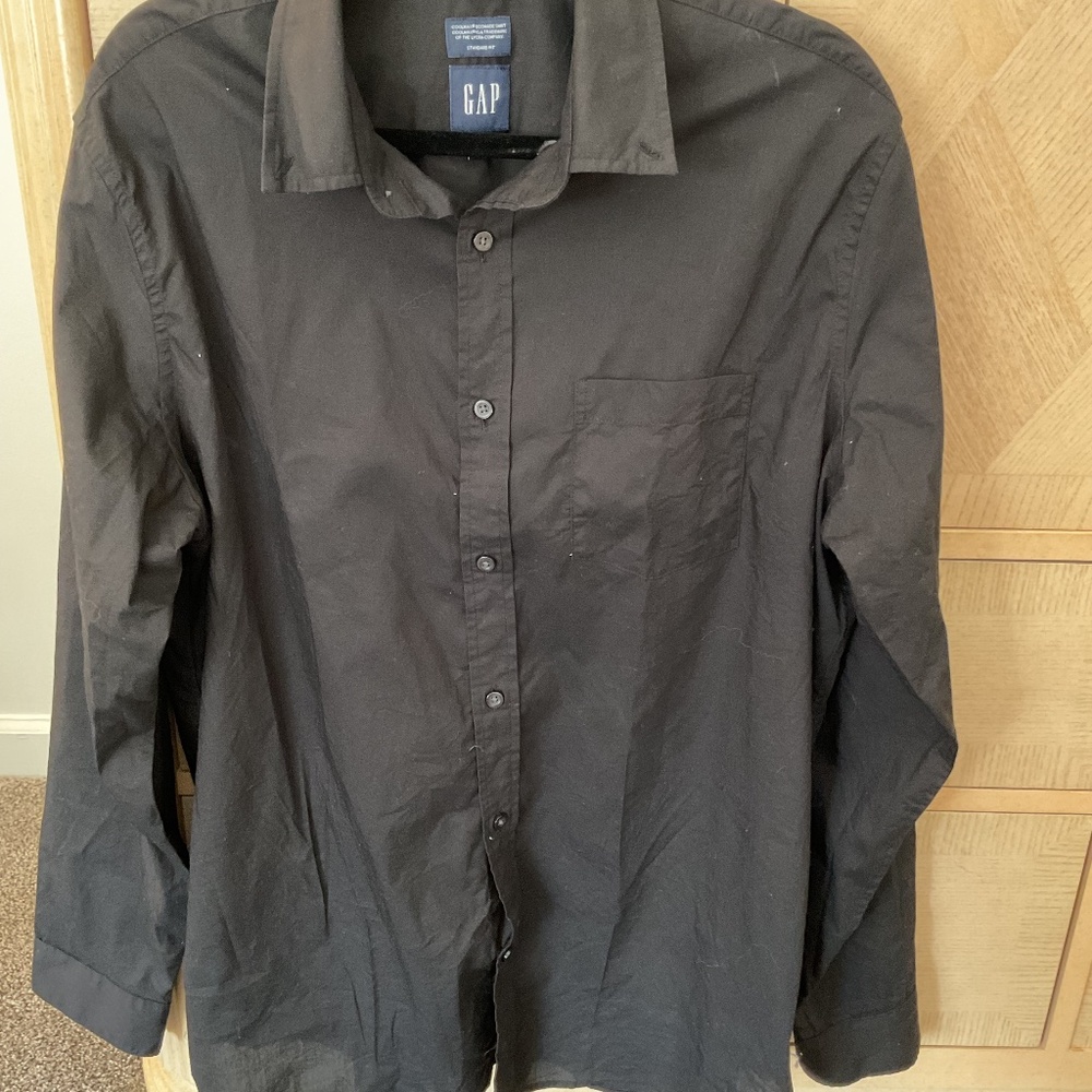 Men’s Gap casual dress shirt - black